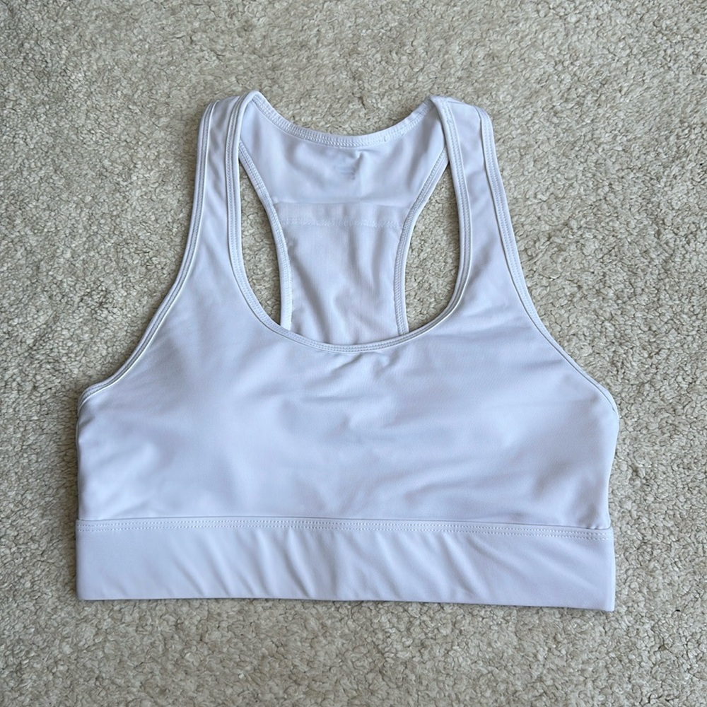 Fabletics On-The-Go Medium Impact Sports Bra - White - Picture 4 of 6